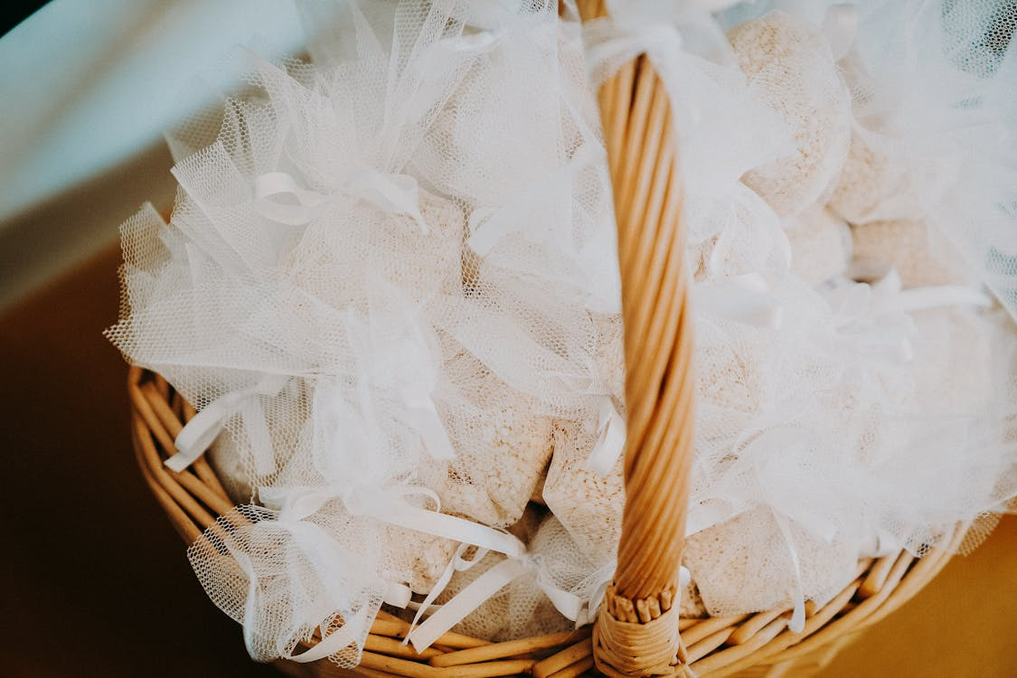 You are currently viewing Wedding Welcome Bag Ideas: An Intentional Touch for Your Special Day
